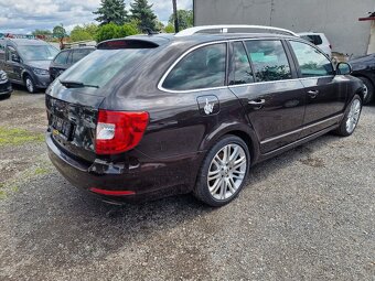 Škoda Superb 2,0TDI 125KW ELEGANCE PANORAMA - 4