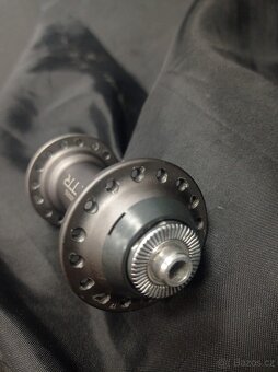 Přední náboj Shimano XTR HB-M 950 32 děr - 4