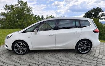 Opel Zafira 1.6 Turbo 147kW  •  Původ ČR  •  133.000 KM  • - 4