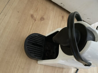 Kávovar Krups na kapsle Nespresso De'Longhi. - 4