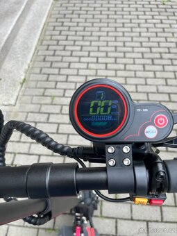 Elektrokoloběžka BOYU Q7 3200W 60KM/H 19AH - 4