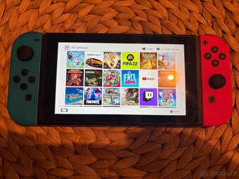 Nintendo Switch + příslušenství + 25+ her - 4