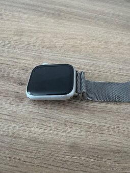 Apple Watch 8 45mm - 4