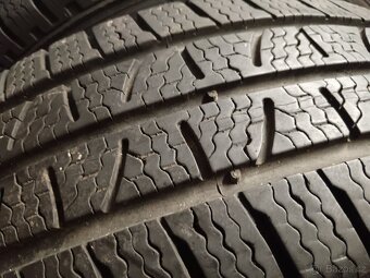 Zimní Pirelli 215/60 R17C - 4