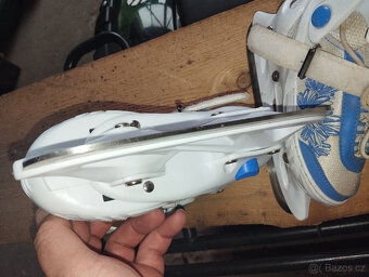 prodám dívčí univerzální lední i inline brusle vel. 29-32 - 4