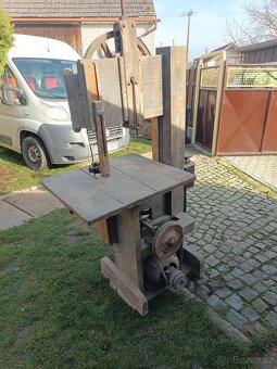 Stará dřevěná pásová pila - 4