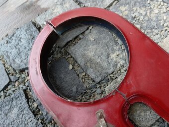 Jawa 250, 350 panelka kryt řetězu - 4