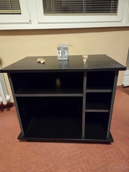 Prodám levně variabilní obývací stěnu- top stav - 4