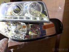 Ford Victoria Crown přední světla - 4