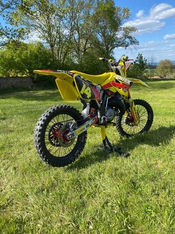 Suzuki rm 125 - 4