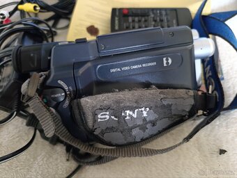 Videokamera Sony DCR-TRV245E PAL - 4