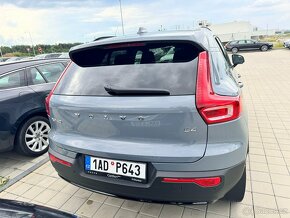 VOLVO XC40 B4 145KW DARK PLUS - 2023/ 25tis km, ZÁRUKA - 4