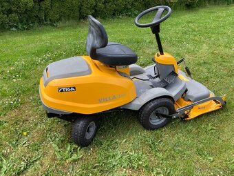 Zahradní traktor,rider Stiga Villa 12 HST - 4