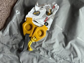 FORCLAZ NAFUKOVACÍ KARIMATKA TREK 700 AIR L ŽLUTÁ - 4