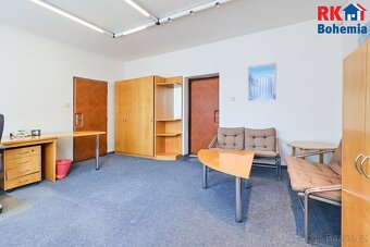 Pronájem kancelářských prostor, 3 místnosti o celkové výměře - 4