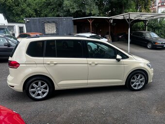 Volkswagen Touran, 2,0 Tdi, DSG, 7 míst Rok výroby: 5/2020 - 4