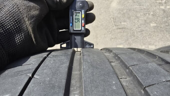 Letní pneu 255/35/19 Michelin - 4
