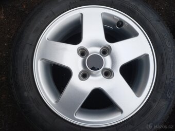 Prodám sadu ALU kol ROD 195/60 R15 zimní - 4