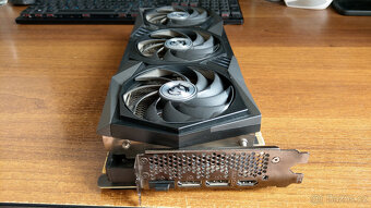 MSI GeForce RTX 3090 Gaming X Trio 24 GB - 4