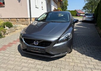 Volvo V40 1,6i pravidelný sevis Top stav benzín - 4