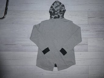 Chlapecká šedá mikina s kapucí na zip na 14 let zn. HASHTAG - 4