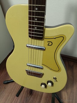 Elektrická kytara Danelectro (U2) '57 vintage - 4