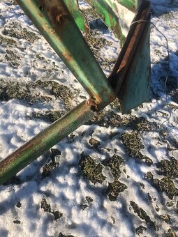 Kabina a ochranný rám zetor 25 - 4