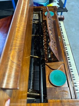 Historické koncertní křídlo Bösendorfer - 4