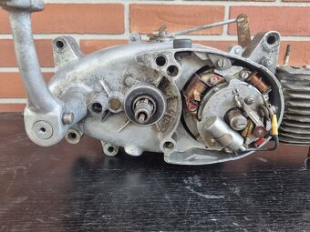 Jawa pionýr motor - 4