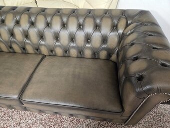 CHESTERFIELD ŠTÝL,NOVÁ KOŽENÁ SEDAČKA DVOJFAREBNÁ - 4