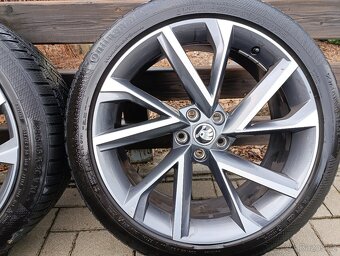 ALU KOLA  -- ORIGINÁL SPORTLINE KODIAQ R20 - VEGA - 4