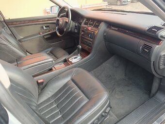 Audi A8 D2 4.2i 228kW - 4