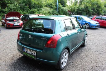 Suzuki Swift - 4