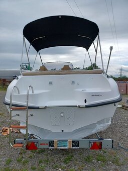 Motorový člun, loď Orion 560 SunDeck - 4
