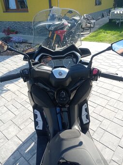 Yamaha X-Max Iron Max 125 - 4