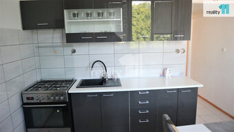 prodej bytu v os. vl. 2+1 63 m2, s balkónem, Arbesova ul. - 4