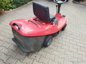 Prodam zahradní traktůrek - 4