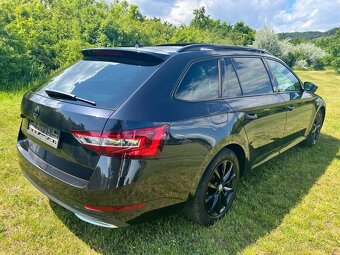 Škoda SUPERB III combi 2.0TDI 110kw Sportline - 4