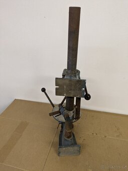 stojan na vrtačku Narex - 4