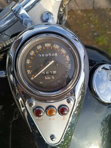 Kawasaki VN 800A - 4