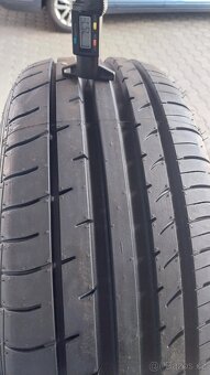 Prodám 4 x letní pneu Falken 215/50/18 - 4