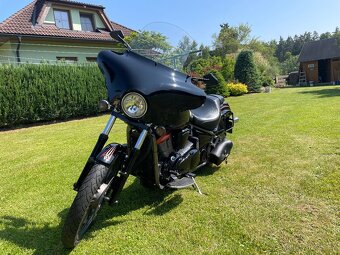 Kawasaki vn 900 custom - 4
