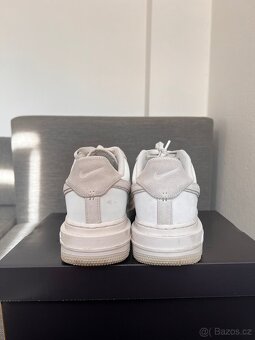 Nike Air Force Luxe 43 - 4