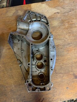 Kartéry motoru čz 125/476 nebo 175/477 - 4