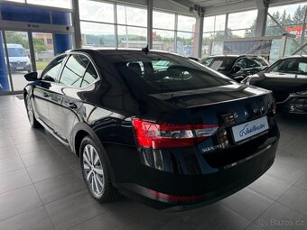 Škoda Superb 2,0 TDI,STYLE,1.MAJ,SERVISKA - 4