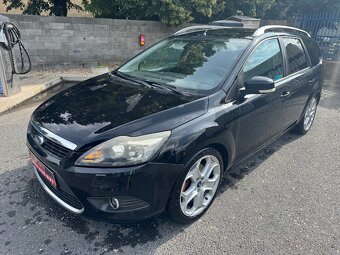 FORD FOCUS 2.0i COMBI 107KW - 4