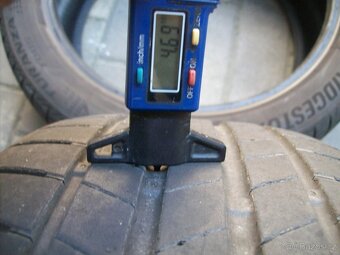 2x pneu Superb 3 Passat B8 235.45.18 94W - 4