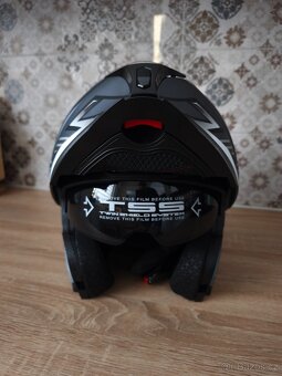 Helma výklopná vel.L - 4