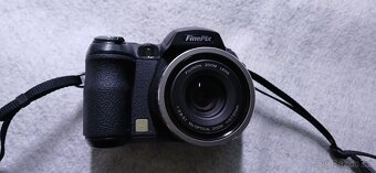 Fotoaparát Fujifilm Finepix S5500 Japan - 4