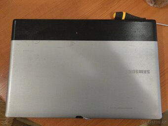 Samsung RV509 Na náhradní díly - 4